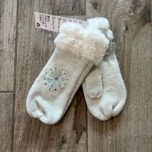 Snowflake /frozen gloves